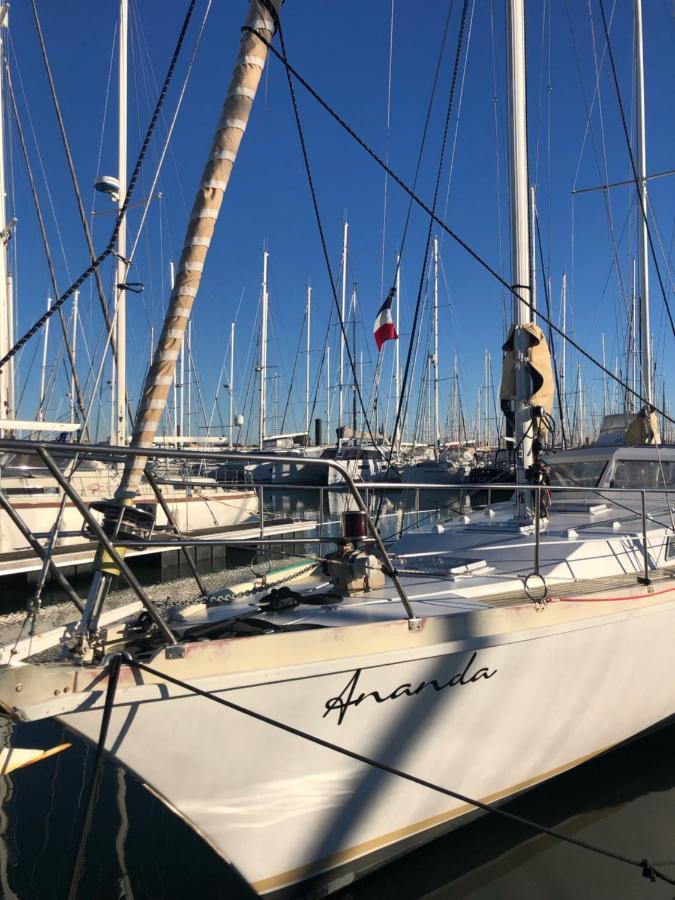 Les Pois Sont Verts La Rochelle  Esterno foto